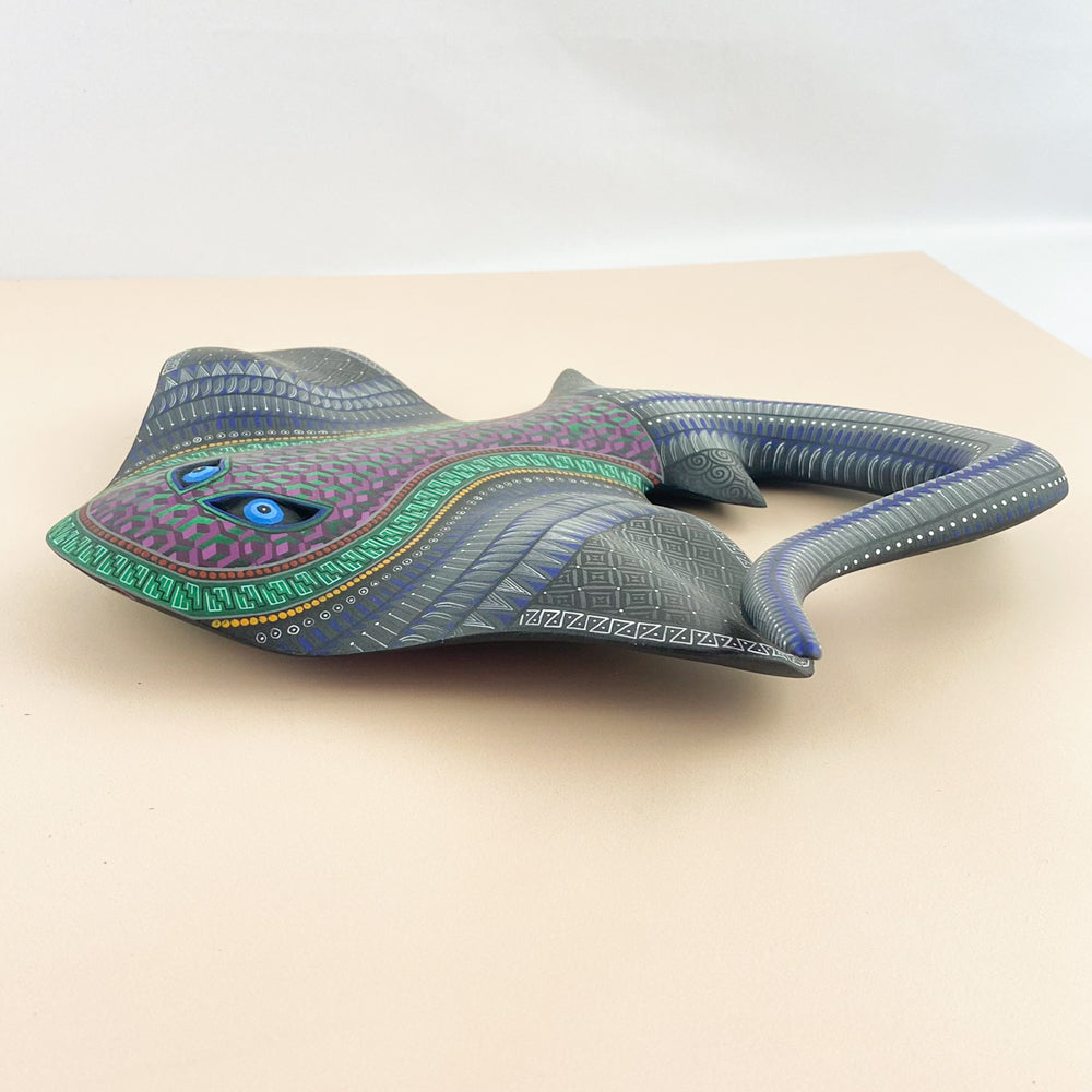 Stingray Alebrije Oaxacan Wood Carving - magiamexica.com
