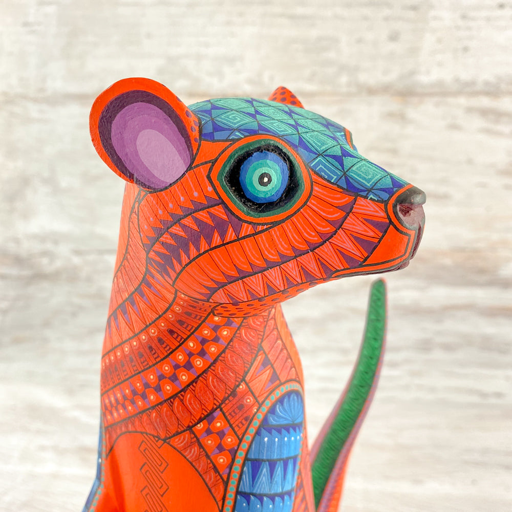Otter Alebrije Oaxacan Wood Carving - magiamexica.com