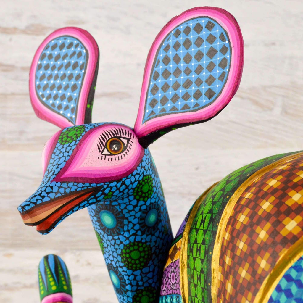 Armadillo Alebrije Oaxacan Wood Carving - Alebrije Huichol Mexican Folk art magiamexica.com