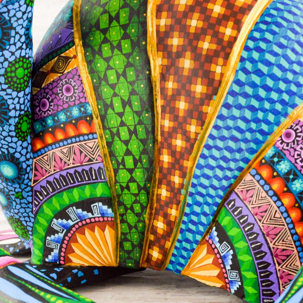 Armadillo Alebrije Oaxacan Wood Carving - Alebrije Huichol Mexican Folk art magiamexica.com