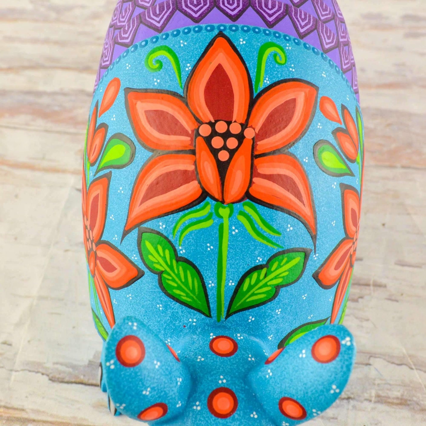 Armadillo Alebrije Oaxacan Wood Carving - Alebrije Huichol Mexican Folk art magiamexica.com