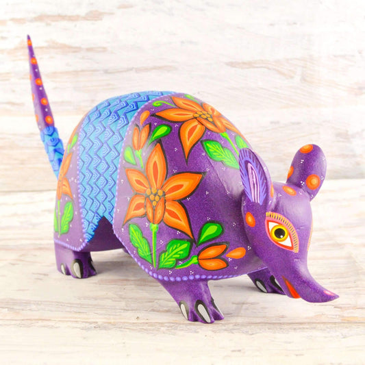 Armadillo Alebrije Oaxacan Wood Carving - Alebrije Huichol Mexican Folk art magiamexica.com