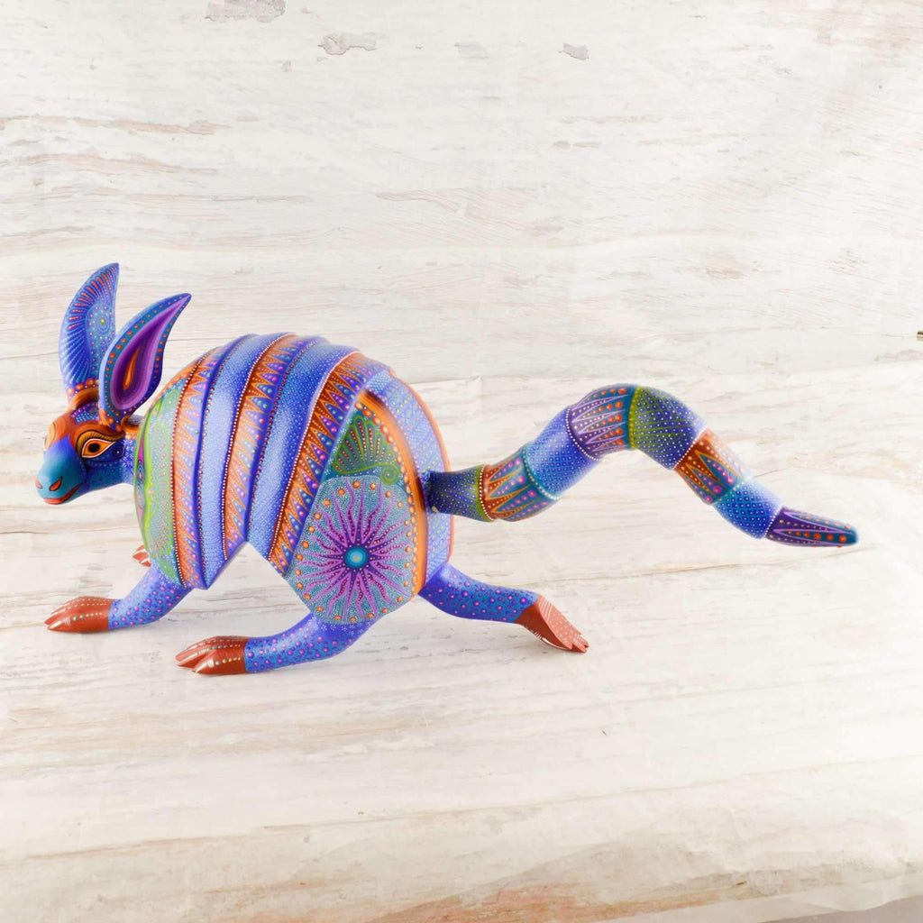 Armadillo Alebrije Oaxacan Wood Carving - Alebrije Huichol Mexican Folk art magiamexica.com