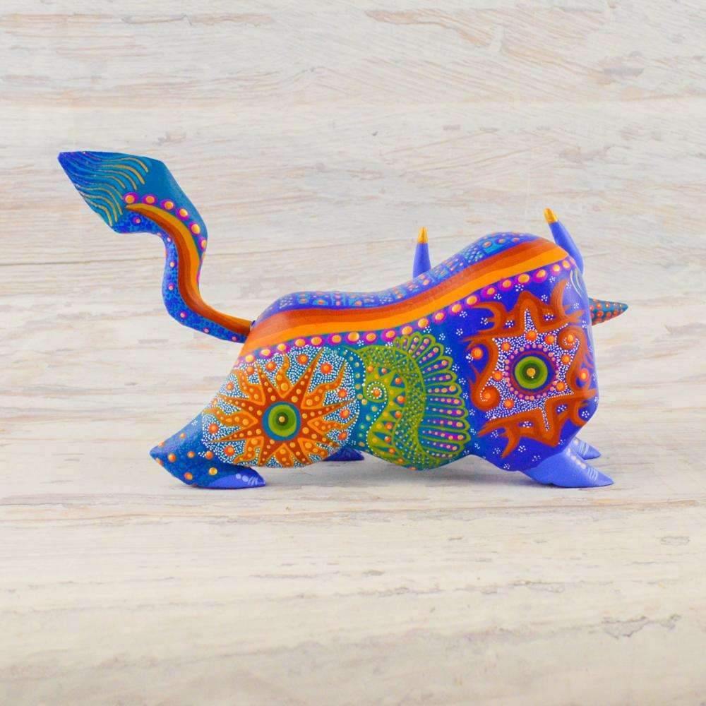 Bison Alebrije Oaxacan Wood Carving - Alebrije Huichol Mexican Folk art magiamexica.com