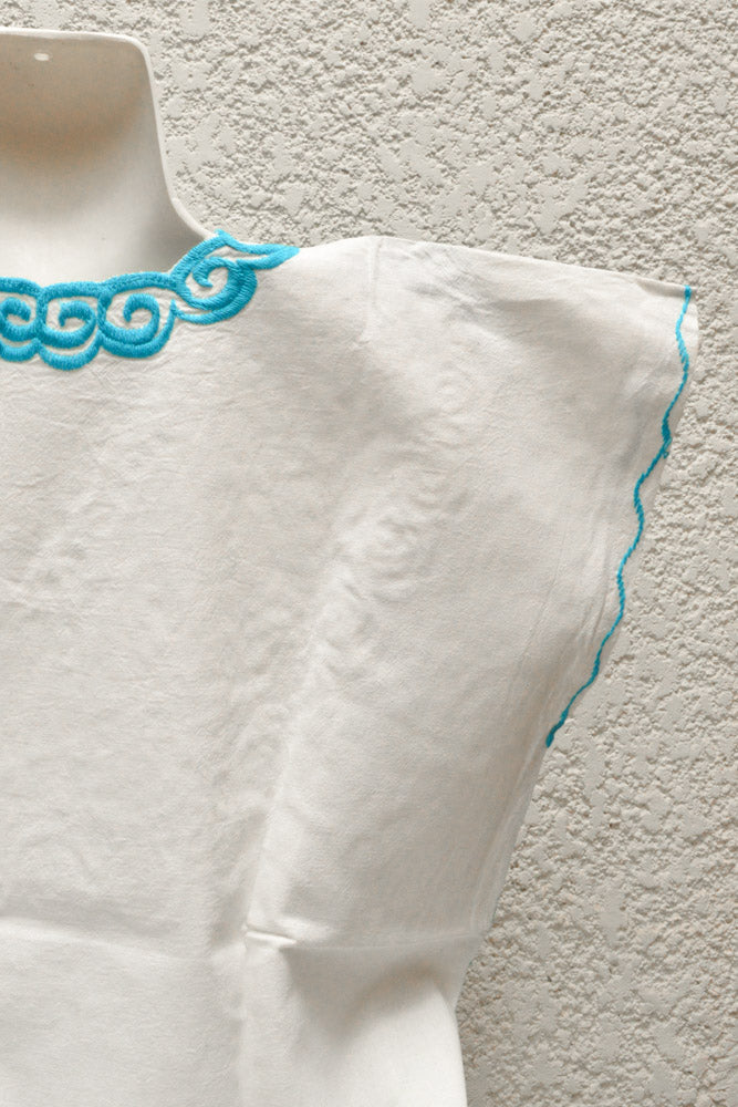 Embroidered Mexican Blouse | Chonita