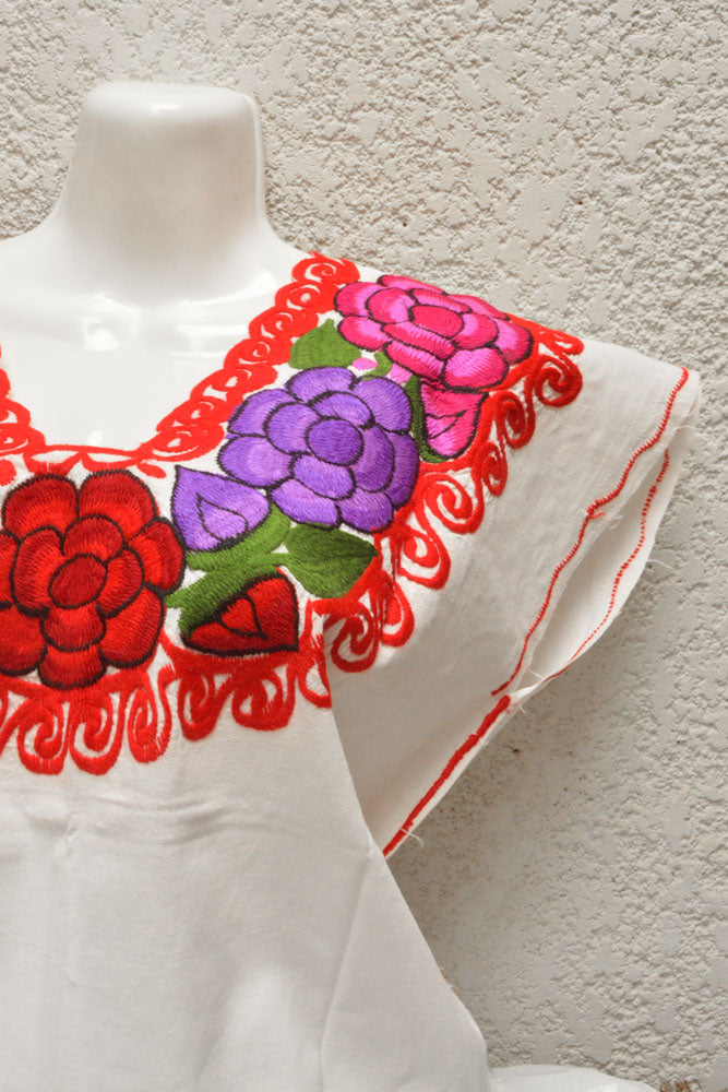 Embroidered Mexican Blouse | Chonita