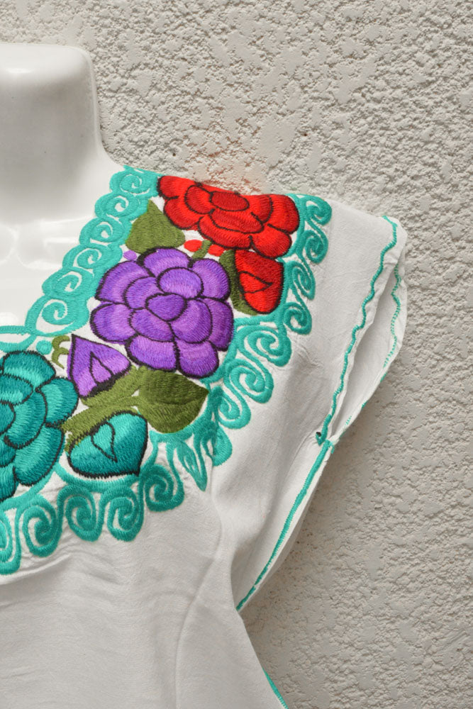 Embroidered Mexican Blouse | Chonita