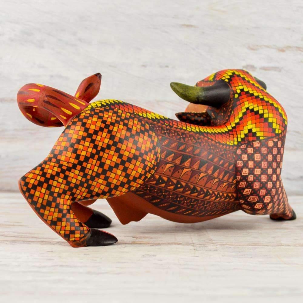 Bull Alebrije Oaxacan Wood Carving - Alebrije Huichol Mexican Folk art magiamexica.com