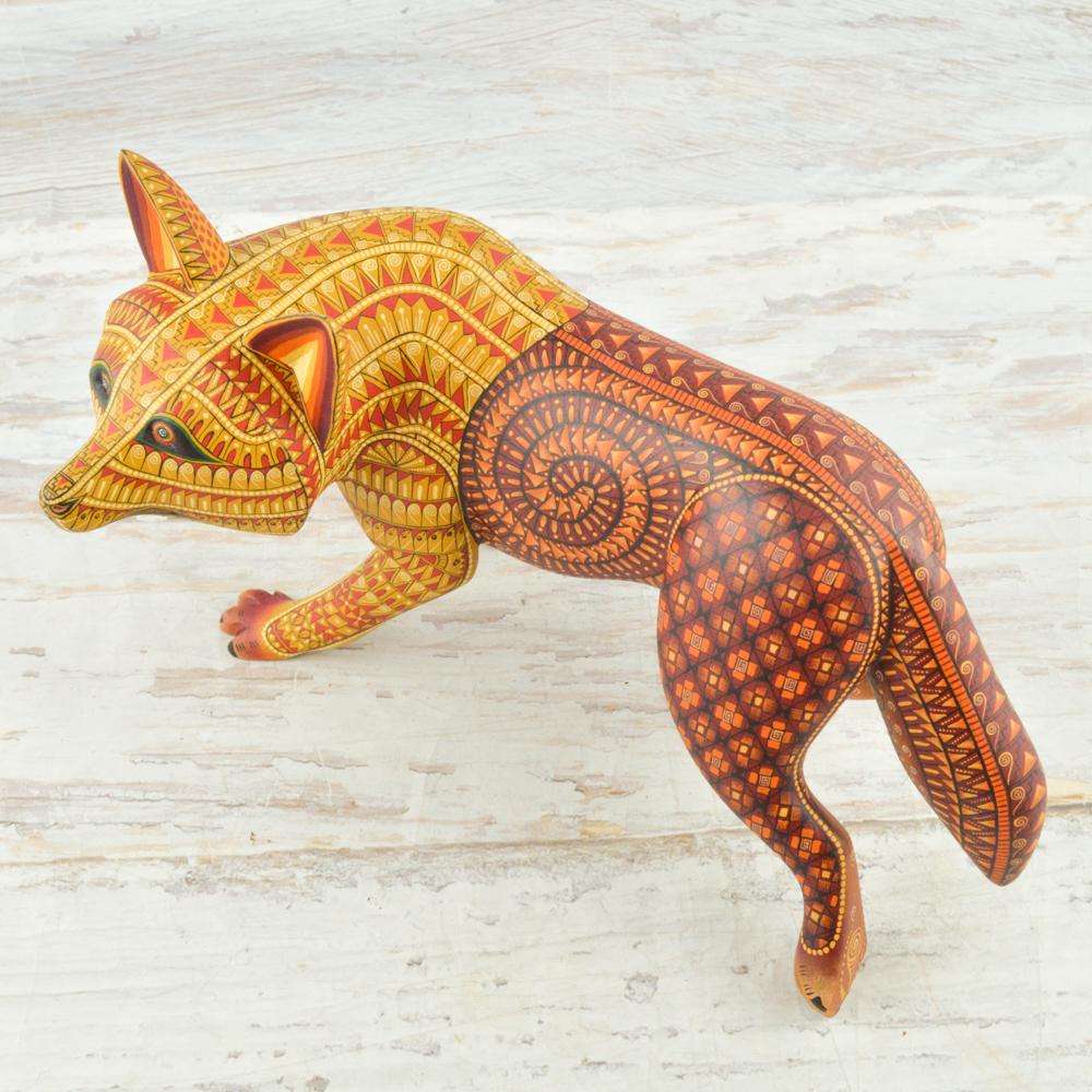 Coyote #103 Alebrije Oaxacan Wood Carving - Alebrije Huichol Mexican Folk art magiamexica.com