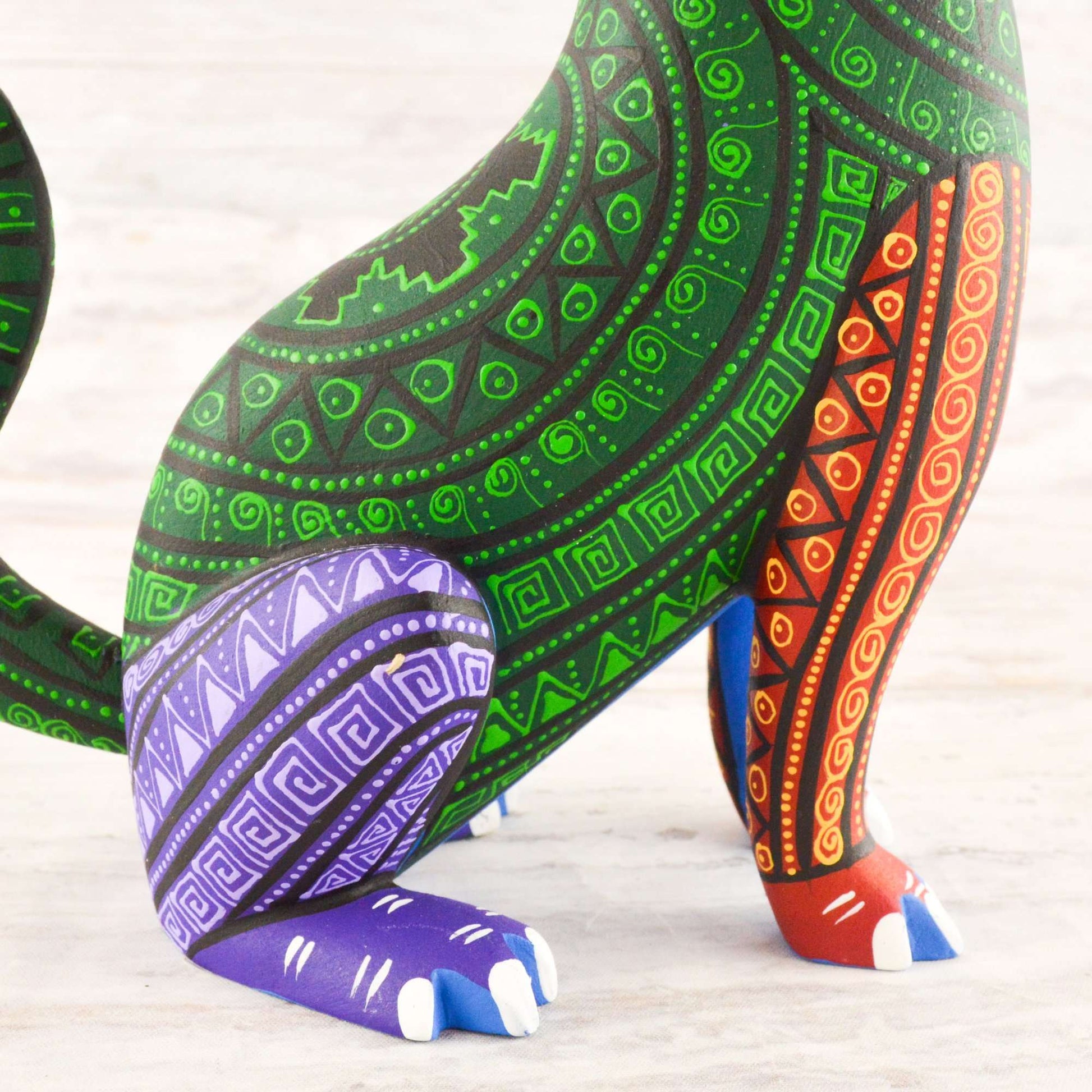 Coyote Alebrije Oaxacan Wood Carving - Alebrije Huichol Mexican Folk art magiamexica.com