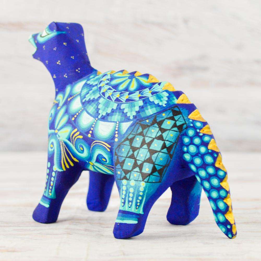 Dinosaur Alebrije Oaxacan Wood Carving - Alebrije Huichol Mexican Folk art magiamexica.com