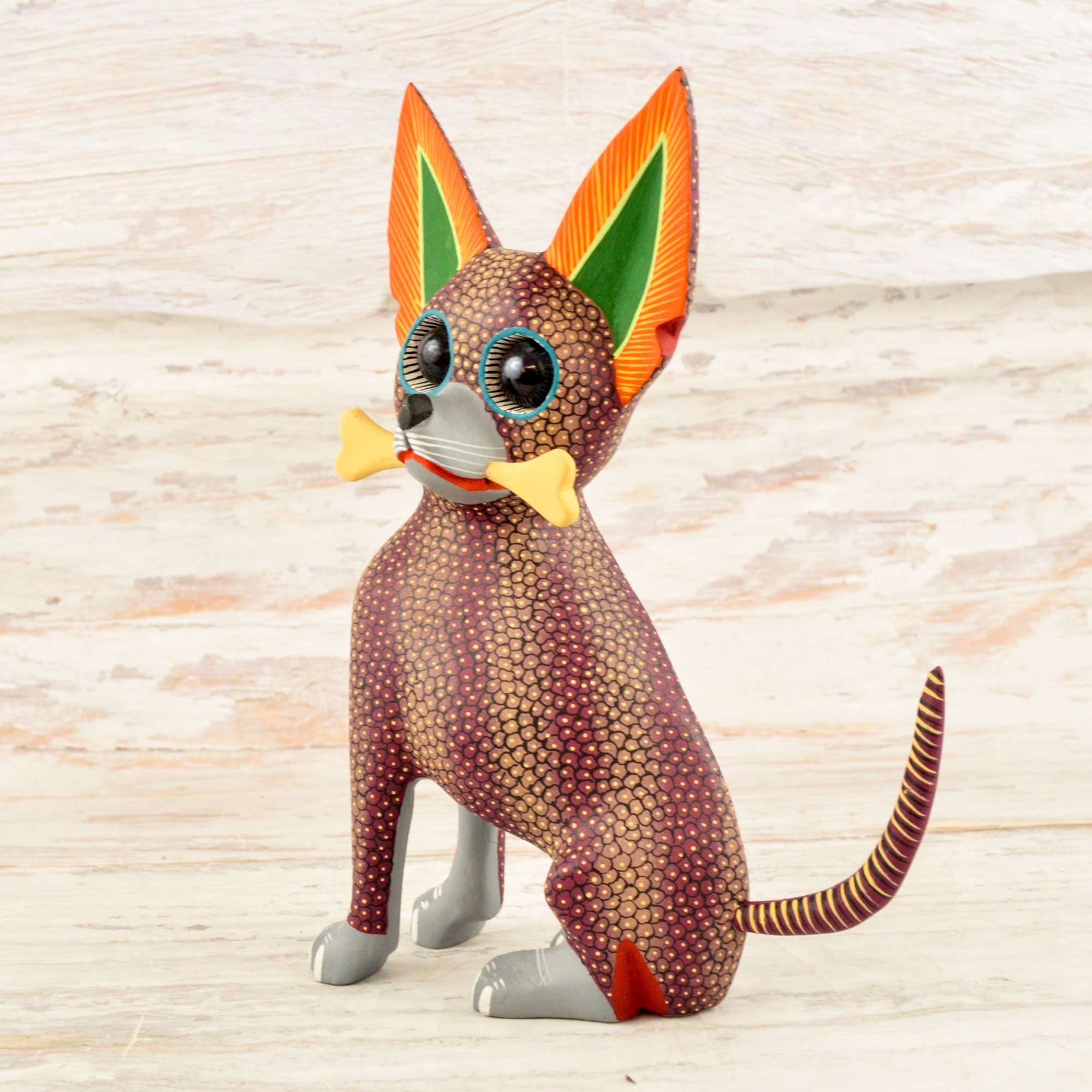 Chihuahua Dog Alebrije Oaxacan Wood Carving - Alebrije Huichol Mexican Folk art magiamexica.com