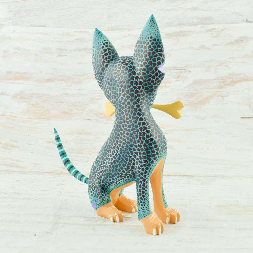 Chihuahua Dog Alebrije Oaxacan Wood Carving - Alebrije Huichol Mexican Folk art magiamexica.com