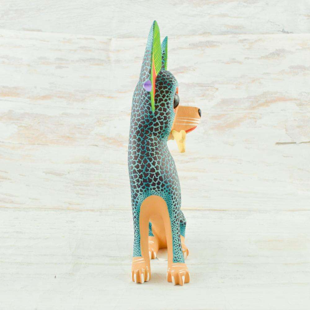 Chihuahua Dog Alebrije Oaxacan Wood Carving - Alebrije Huichol Mexican Folk art magiamexica.com