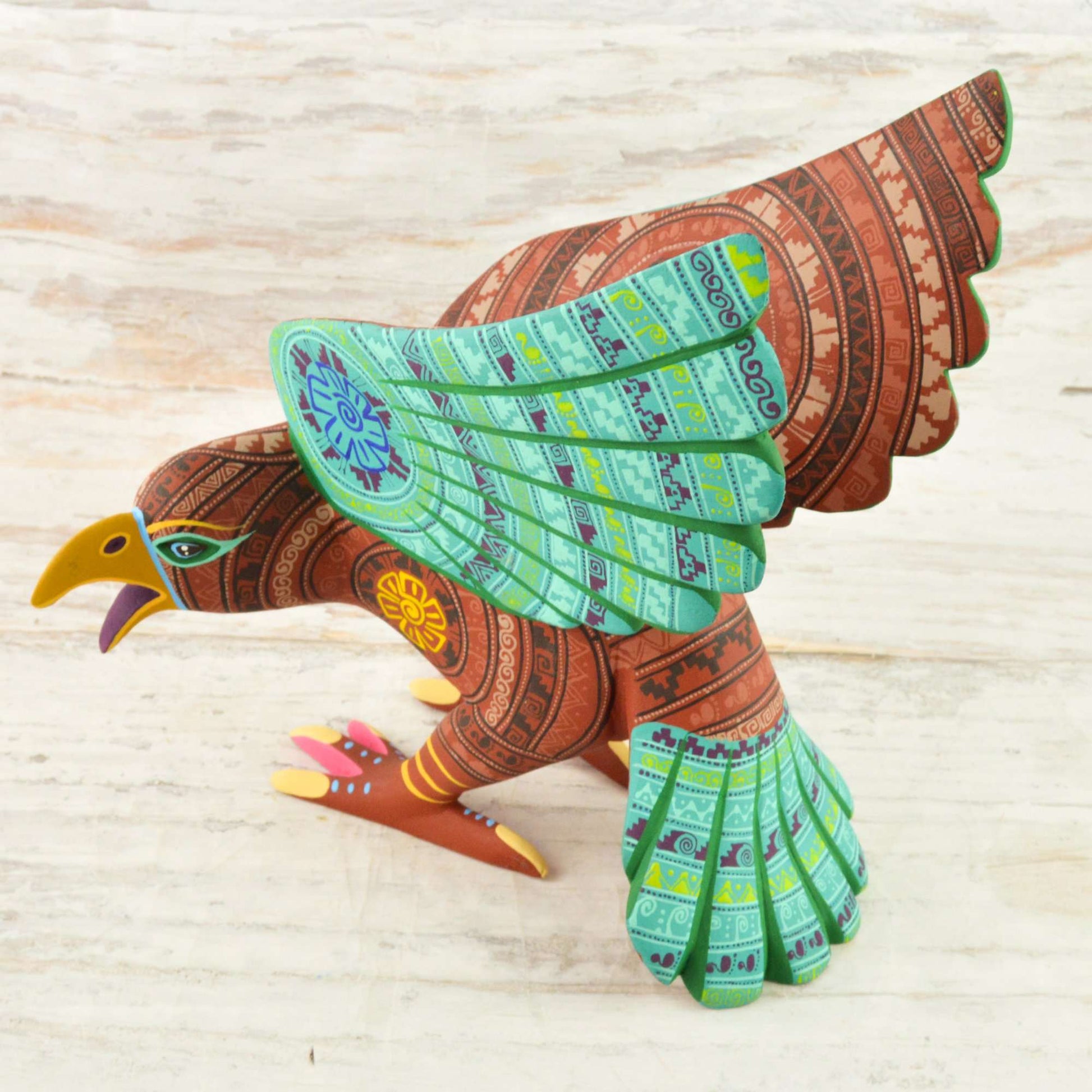 Eagle Alebrije Oaxacan Wood Carving - Alebrije Huichol Mexican Folk art magiamexica.com