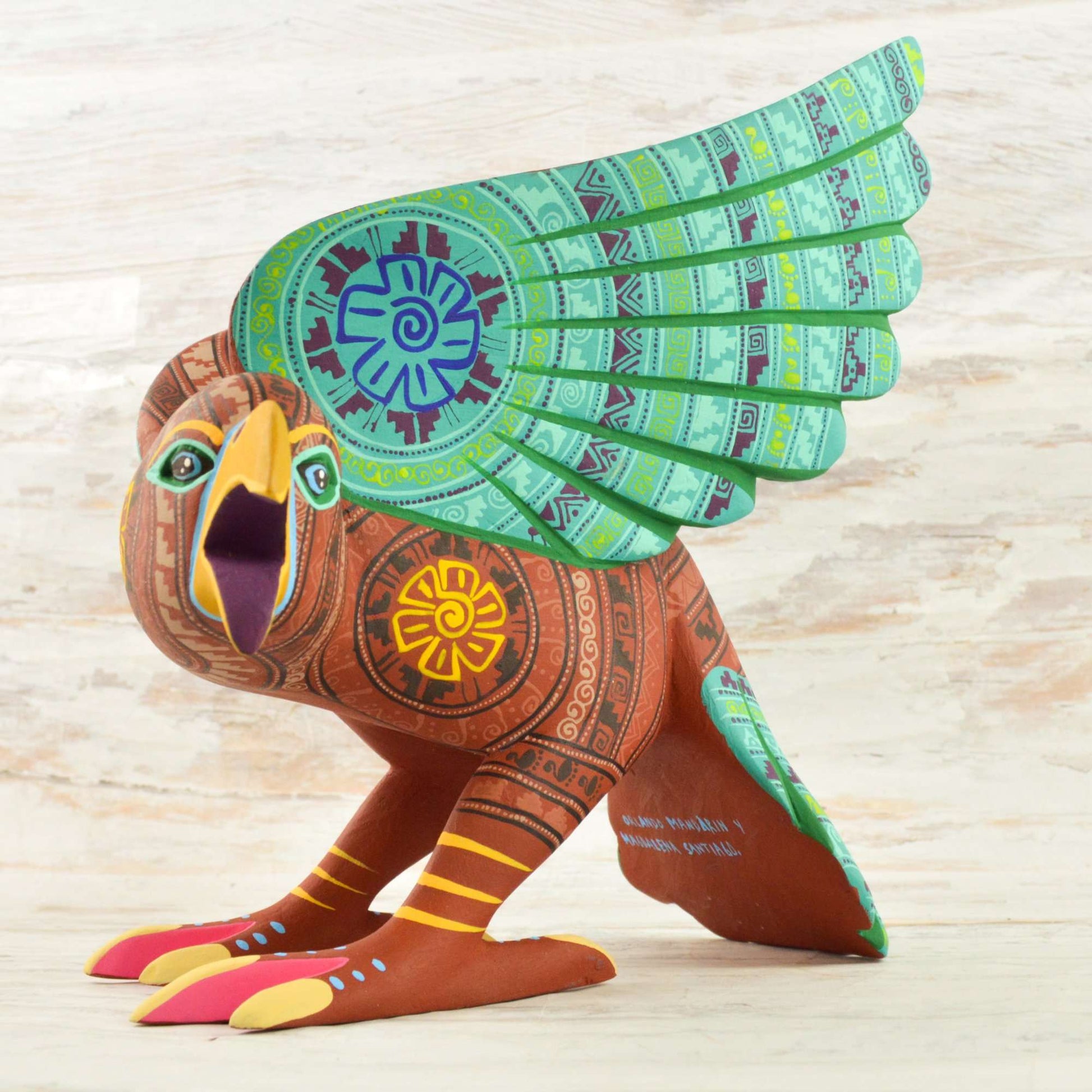 Eagle Alebrije Oaxacan Wood Carving - Alebrije Huichol Mexican Folk art magiamexica.com