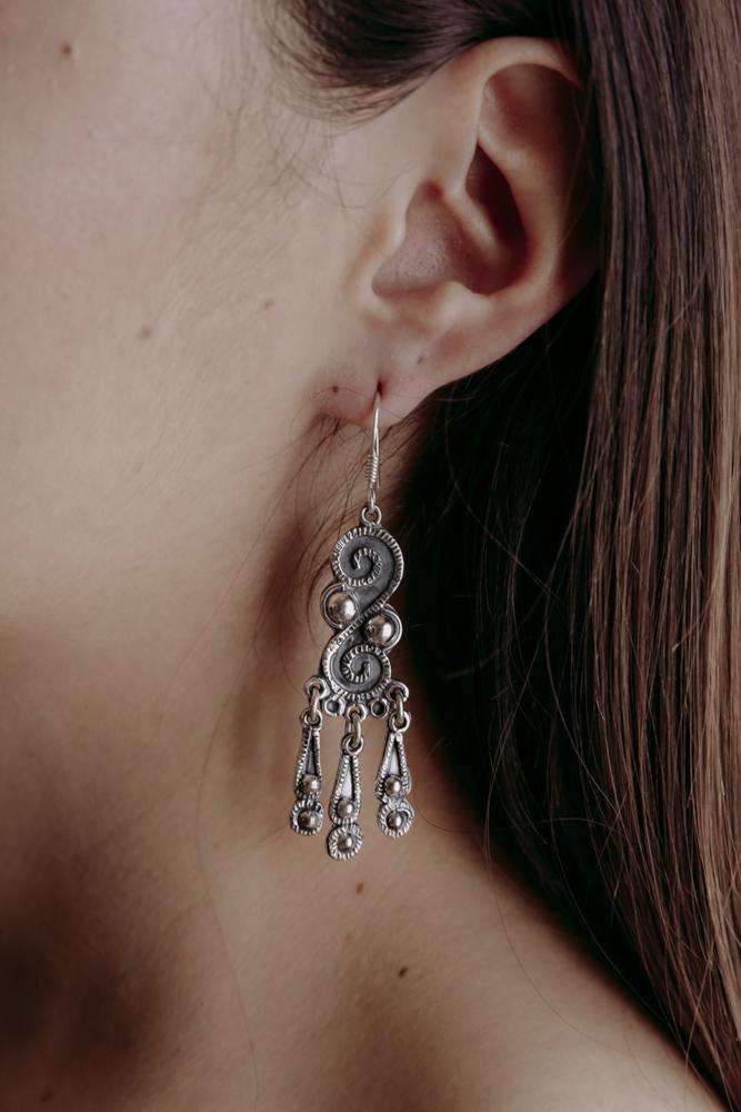 Earrings Queen - Alebrije Huichol Mexican Folk art magiamexica.com