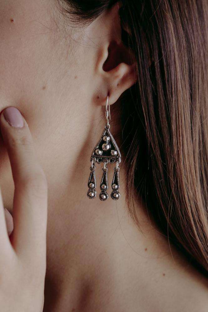 Earrings Triangle - Alebrije Huichol Mexican Folk art magiamexica.com