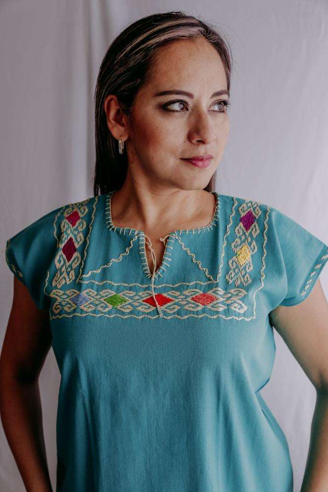 Embroidered Mexican Blouse | Ethnic - Alebrije Huichol Mexican Folk art magiamexica.com