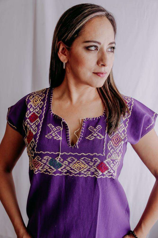 Embroidered Mexican Blouse | Ethnic - Alebrije Huichol Mexican Folk art magiamexica.com