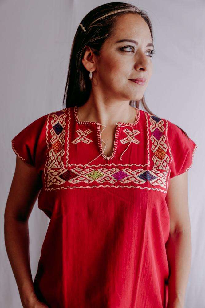 Embroidered Mexican Blouse | Ethnic - Alebrije Huichol Mexican Folk art magiamexica.com