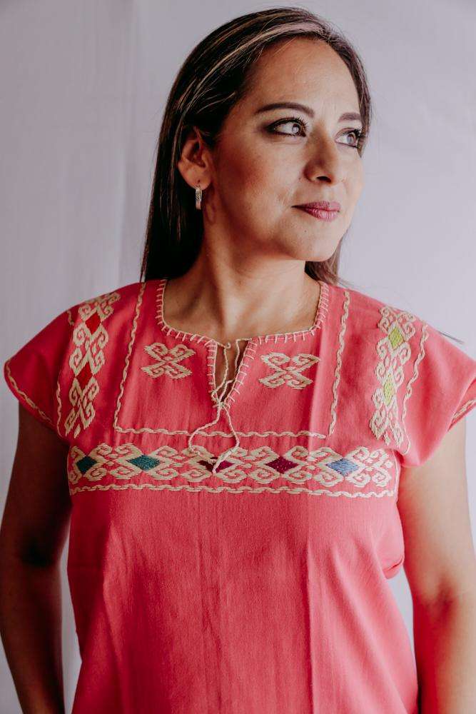Embroidered Mexican Blouse | Ethnic - Alebrije Huichol Mexican Folk art magiamexica.com