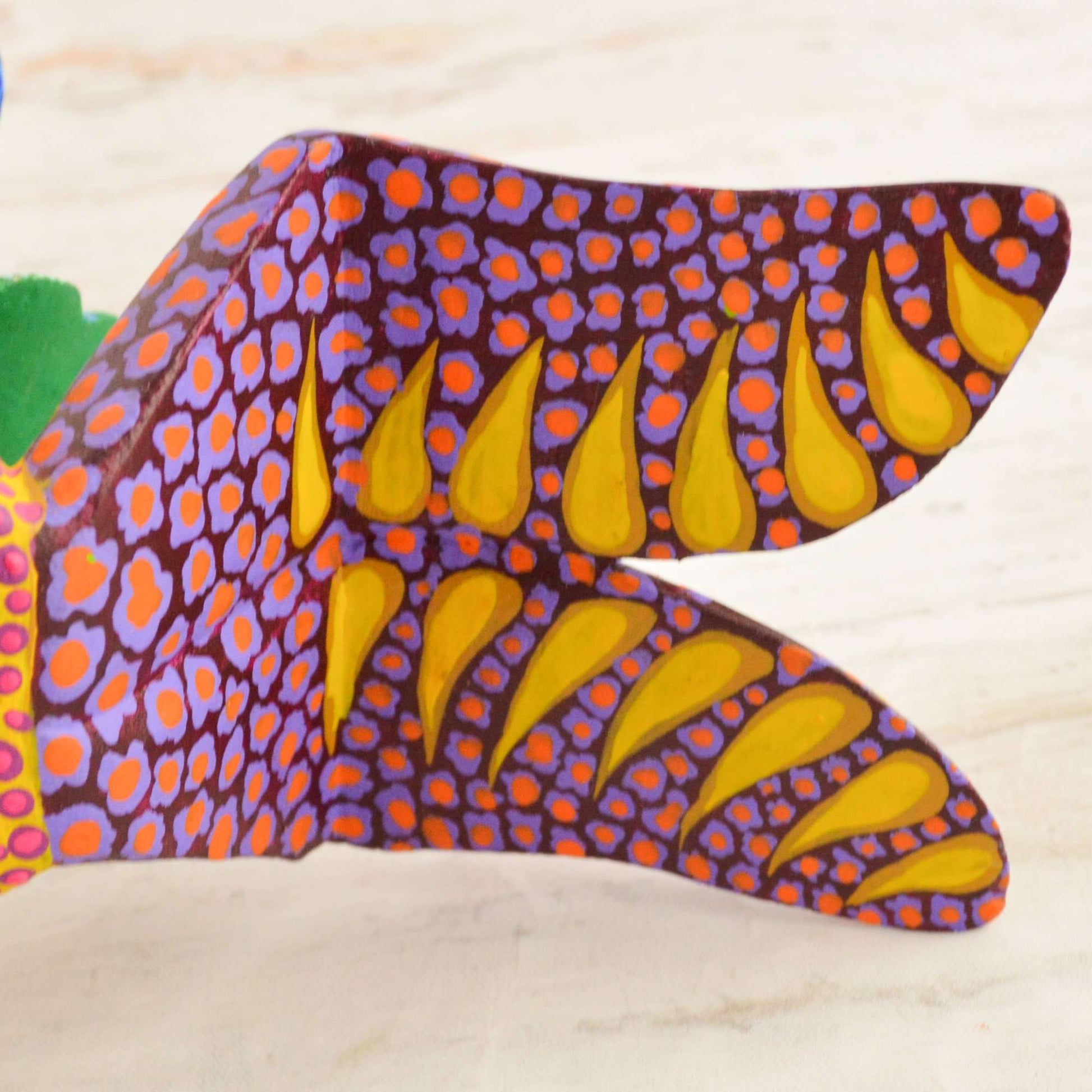 Fish Alebrije Oaxacan Wood Carving - Alebrije Huichol Mexican Folk art magiamexica.com