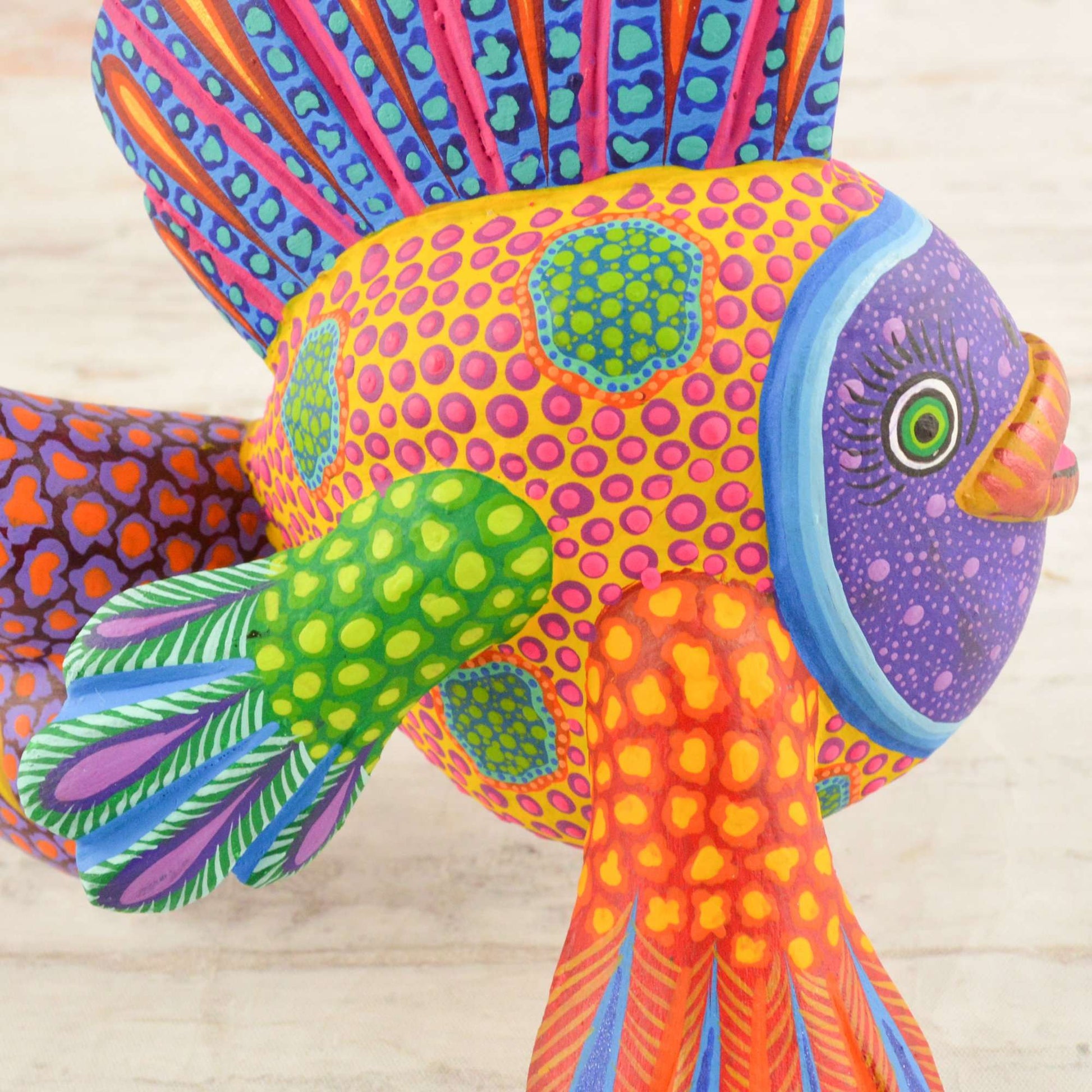 Fish Alebrije Oaxacan Wood Carving - Alebrije Huichol Mexican Folk art magiamexica.com