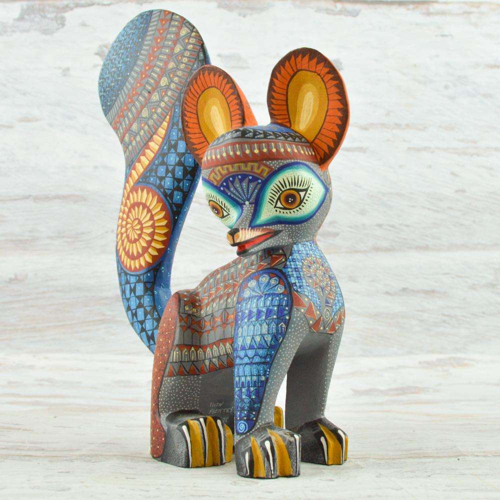Fox Alebrije Oaxacan Wood Carving - Alebrije Huichol Mexican Folk art magiamexica.com