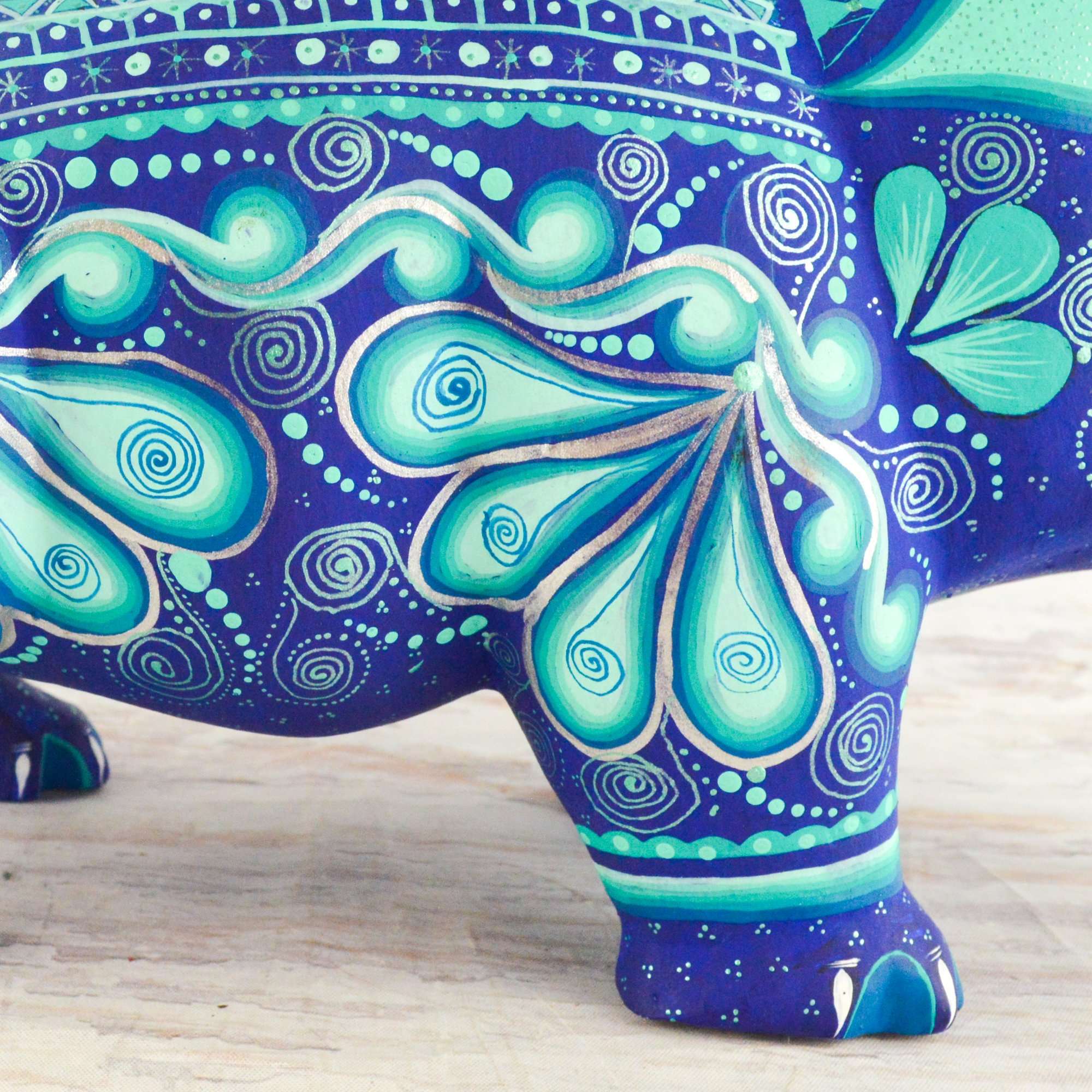 Hippopotamus Alebrije Oaxacan Wood Carving - Alebrije Huichol Mexican Folk art magiamexica.com