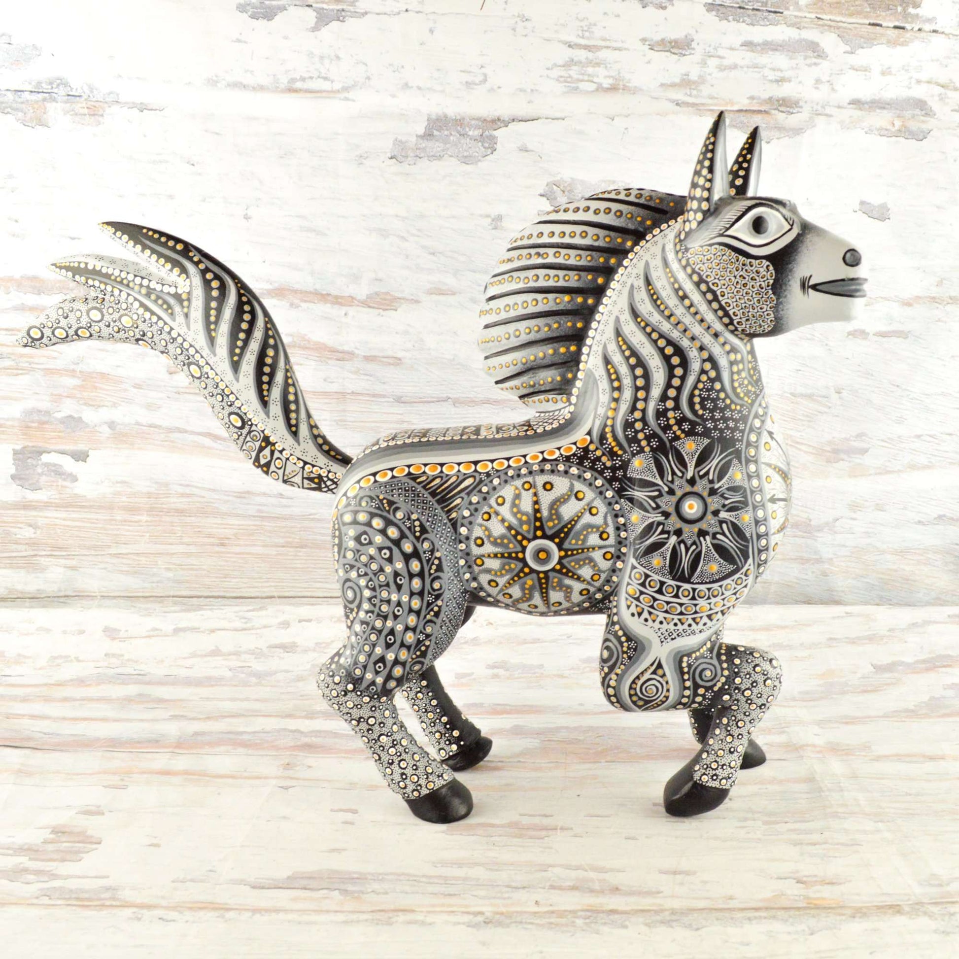 Horse Alebrije Oaxacan Wood Carving - Alebrije Huichol Mexican Folk art magiamexica.com