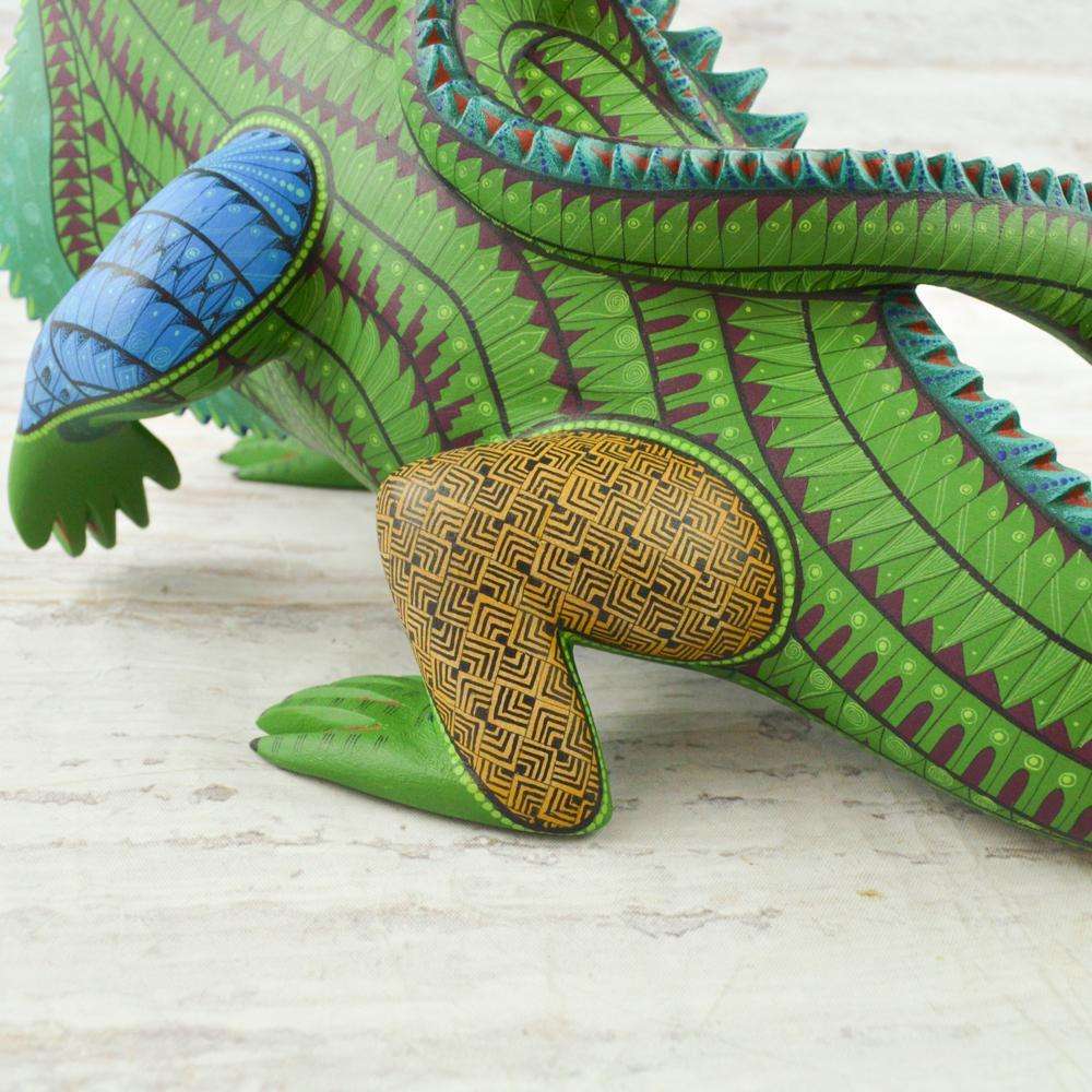 Iguana #15 Alebrije Oaxacan Wood Carving - Alebrije Huichol Mexican Folk art magiamexica.com