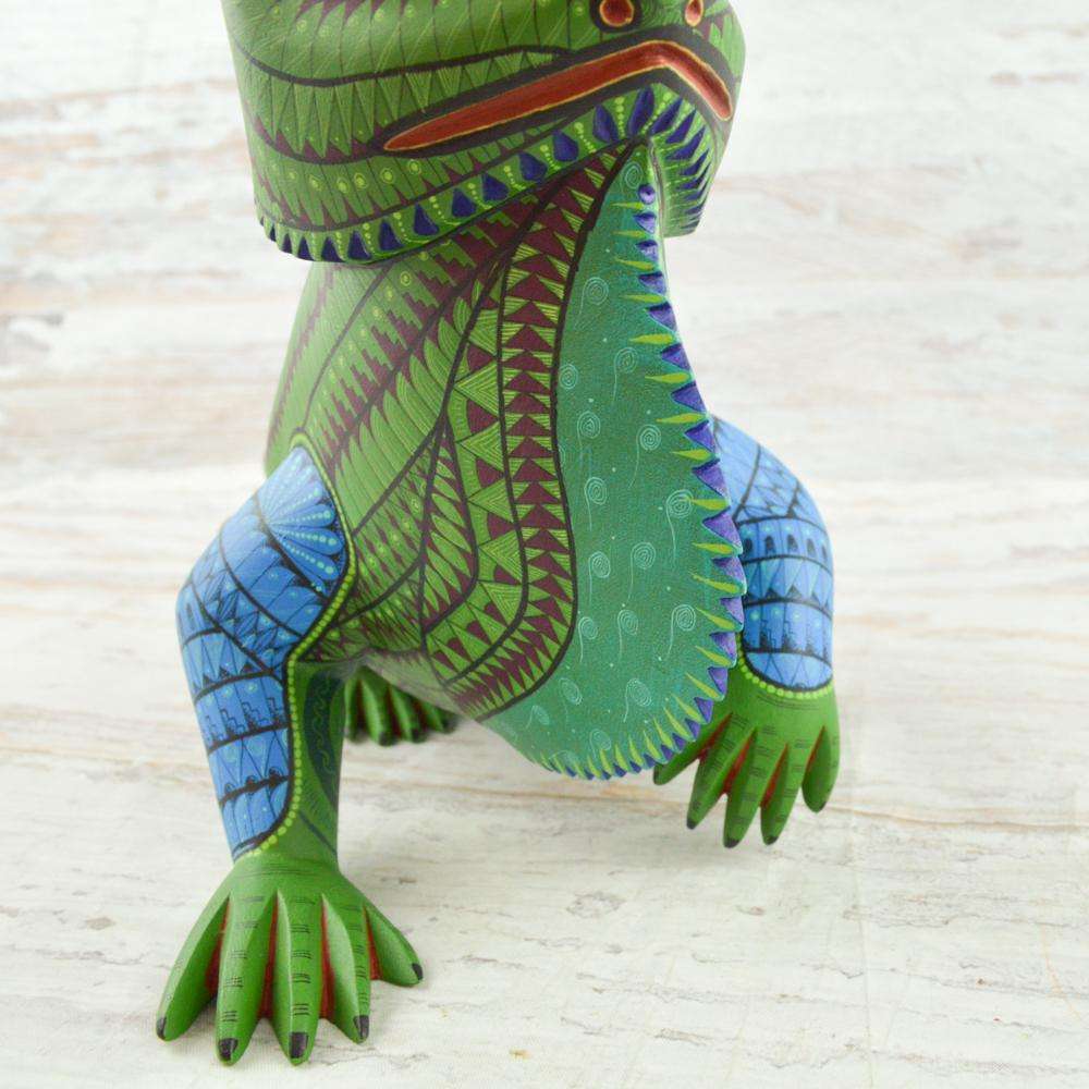 Iguana #15 Alebrije Oaxacan Wood Carving - Alebrije Huichol Mexican Folk art magiamexica.com