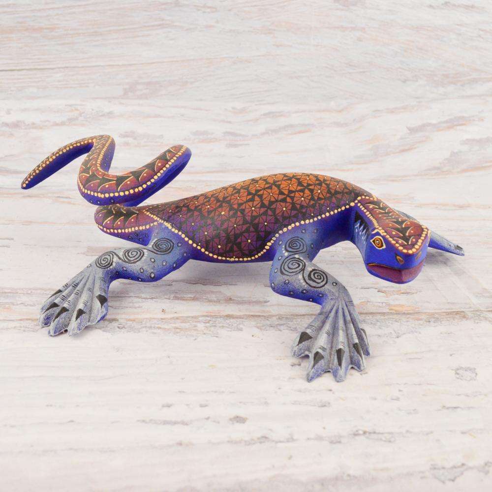 Iguana Alebrije Oaxacan Wood Carving - Alebrije Huichol Mexican Folk art magiamexica.com