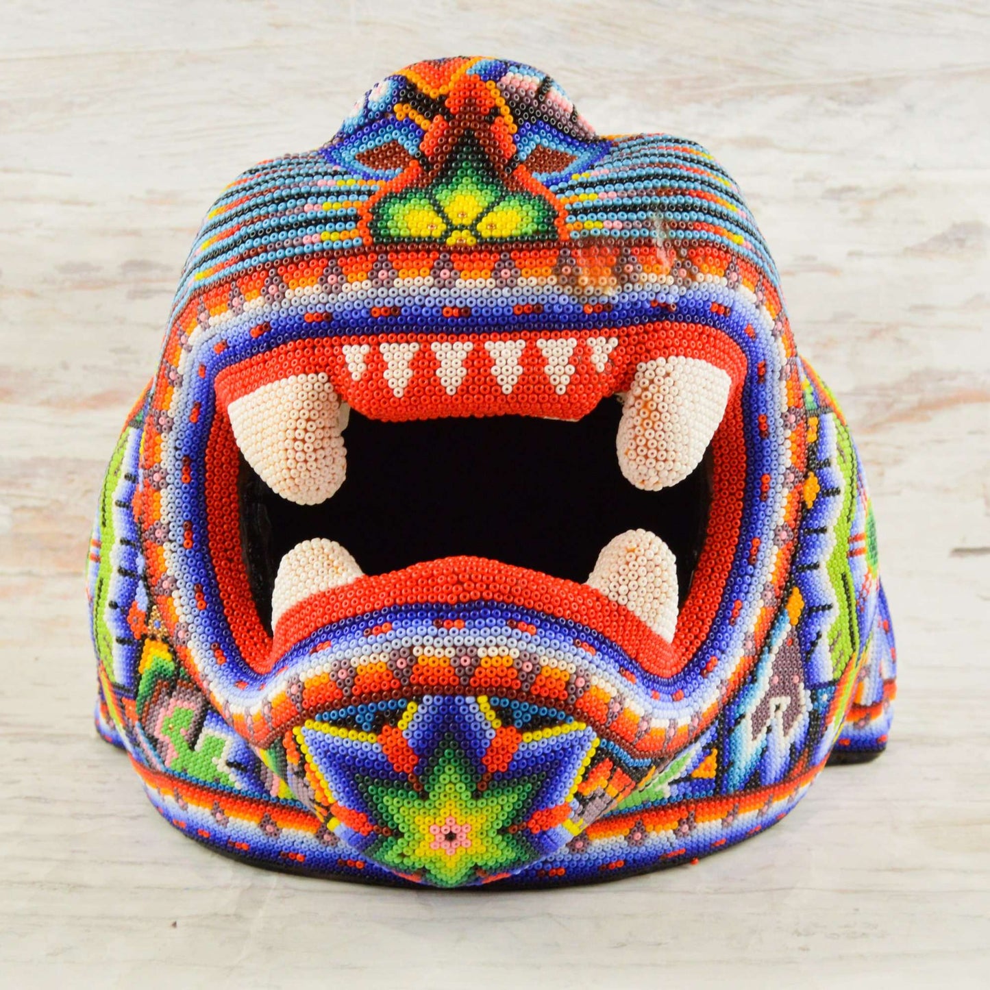 Jaguar Head Huichol Art - Alebrije Huichol Mexican Folk art magiamexica.com