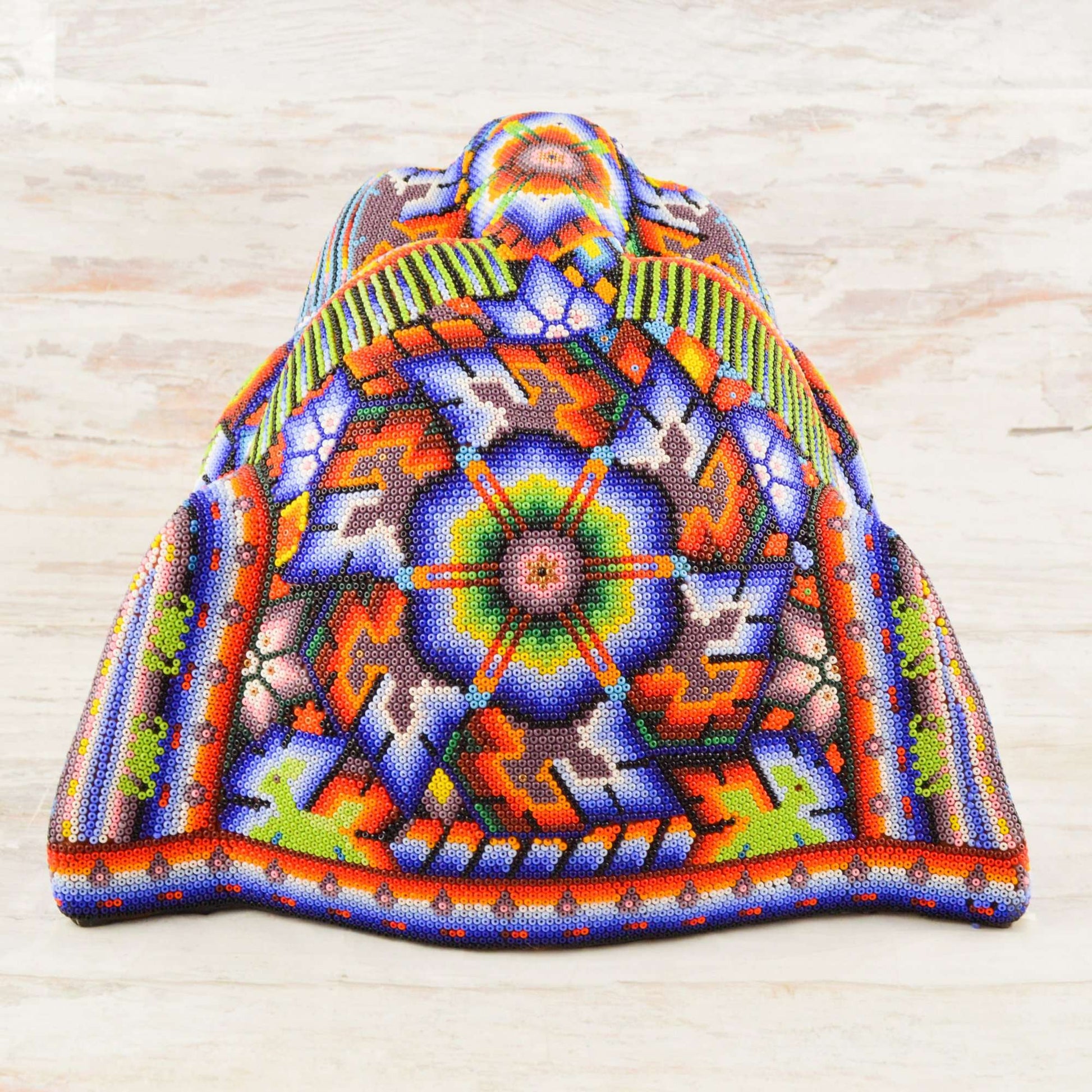 Jaguar Head Huichol Art - Alebrije Huichol Mexican Folk art magiamexica.com