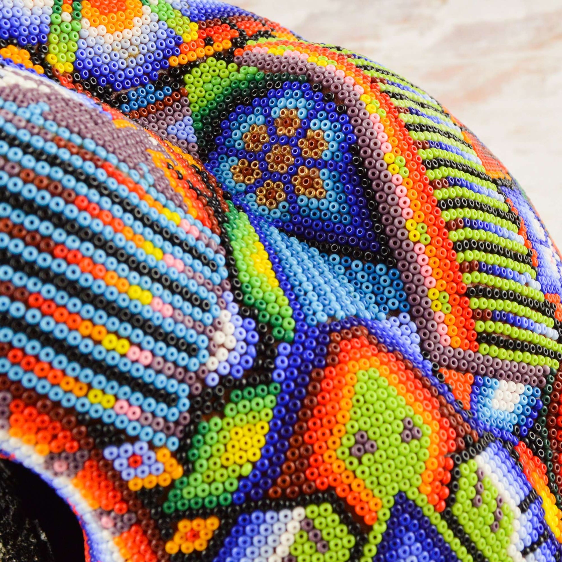 Jaguar Head Huichol Art - Alebrije Huichol Mexican Folk art magiamexica.com