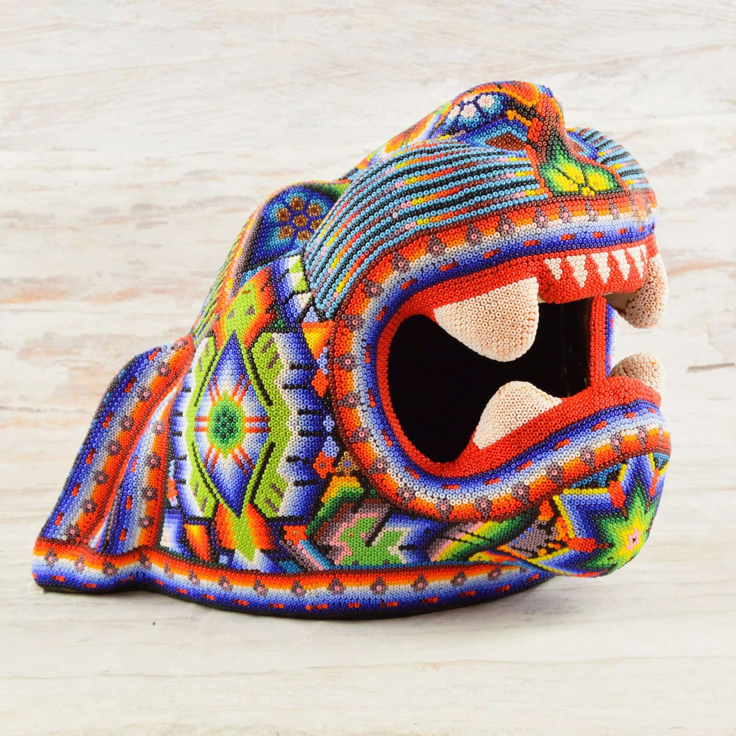 Jaguar Head Huichol Art - Alebrije Huichol Mexican Folk art magiamexica.com