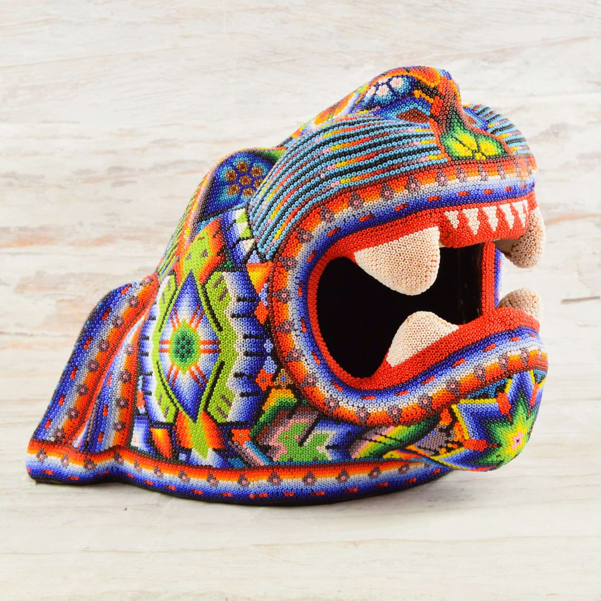 Jaguar Head Huichol Art - Alebrije Huichol Mexican Folk art magiamexica.com