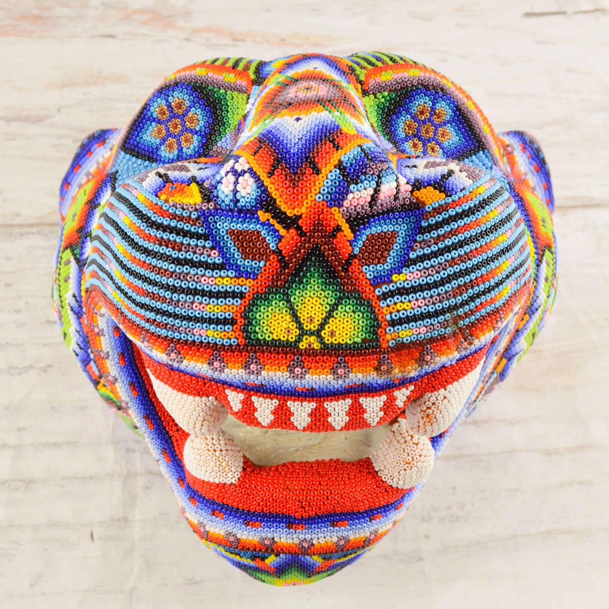 Jaguar Head Huichol Art - Alebrije Huichol Mexican Folk art magiamexica.com