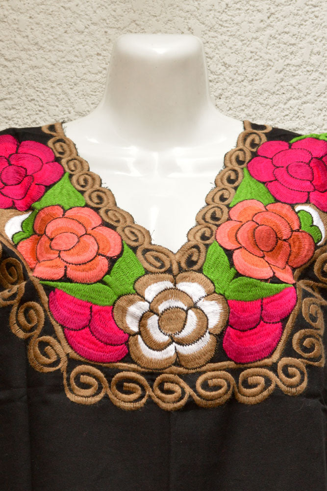 Embroidered Mexican Blouse | Chonita