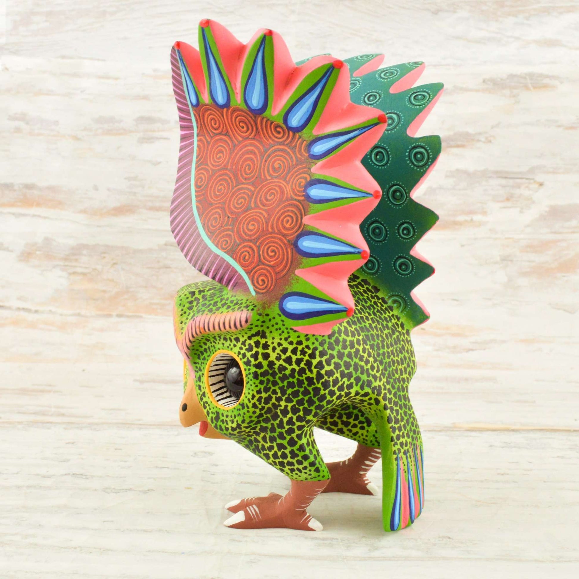 Owl Alebrije Oaxacan Wood Carving - Alebrije Huichol Mexican Folk art magiamexica.com