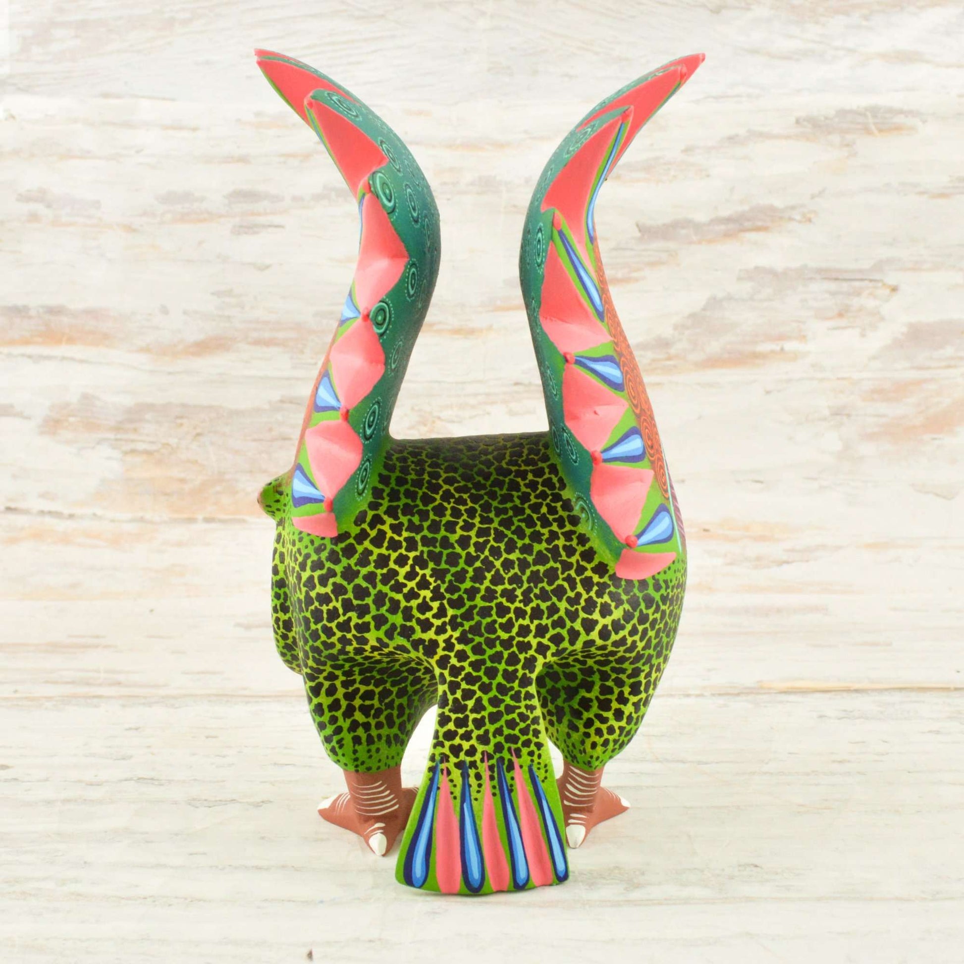 Owl Alebrije Oaxacan Wood Carving - Alebrije Huichol Mexican Folk art magiamexica.com