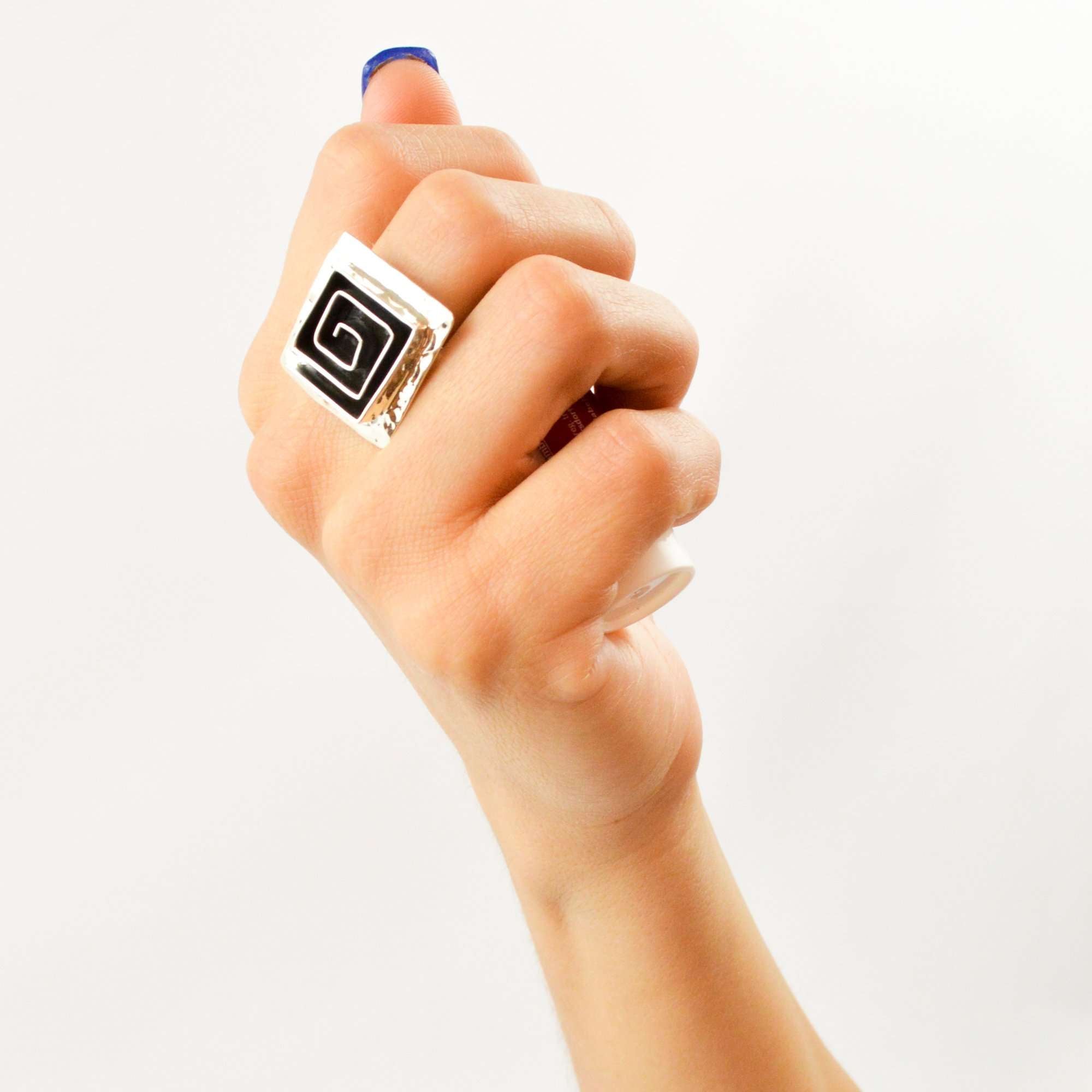 Ring Square Snail - Alebrije Huichol Mexican Folk art magiamexica.com