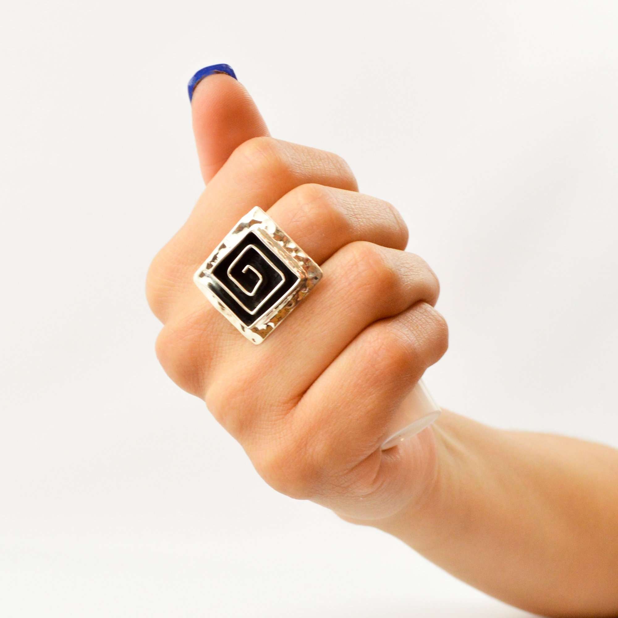 Ring Square Snail - Alebrije Huichol Mexican Folk art magiamexica.com