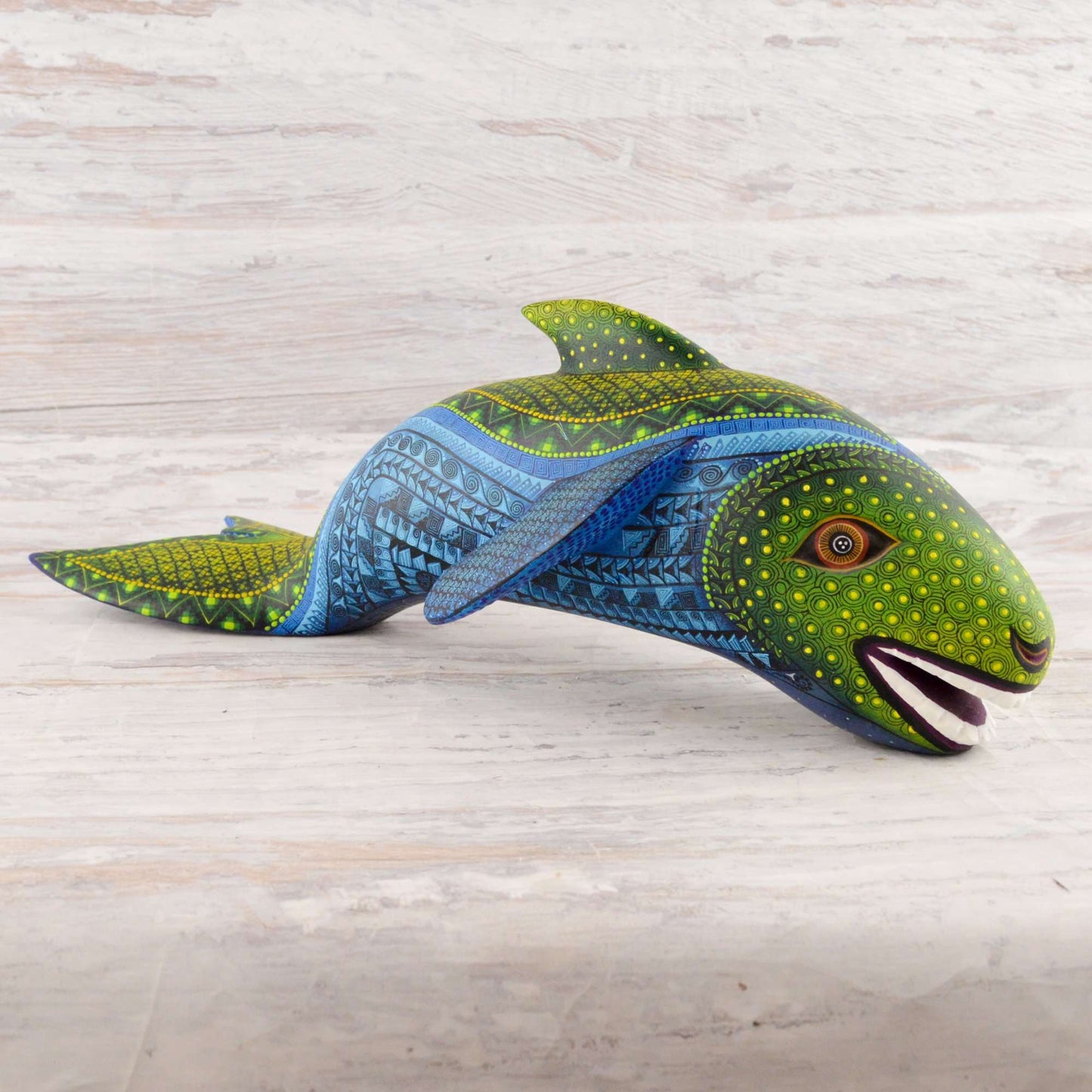 Shark Alebrije Oaxacan Wood Carving - Alebrije Huichol Mexican Folk art magiamexica.com