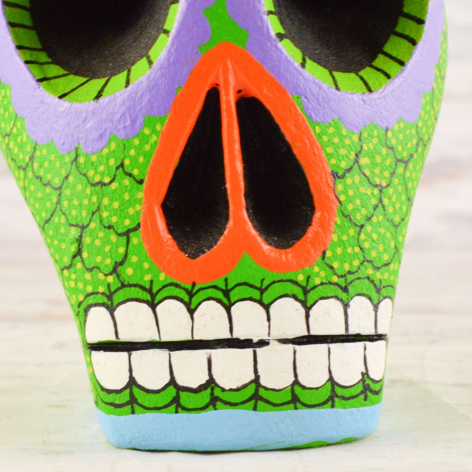 Skull Alebrije Dia de Muertos Day of Dead - Alebrije Huichol Mexican Folk art magiamexica.com