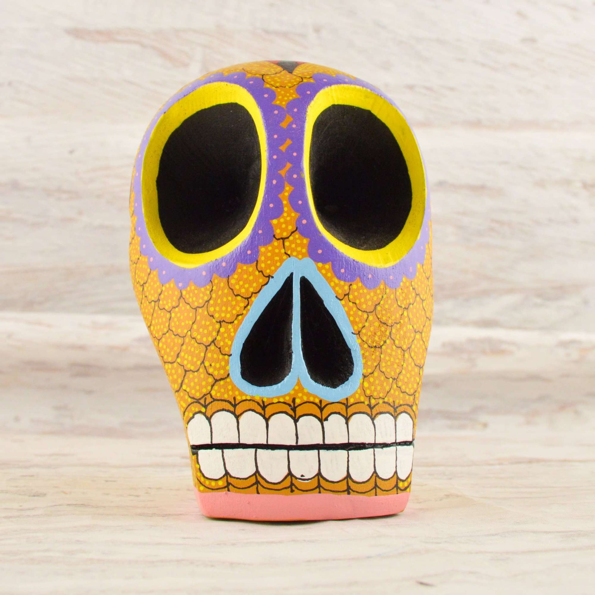 Skull Alebrije Oaxacan Wood Carving - Alebrije Huichol Mexican Folk art magiamexica.com
