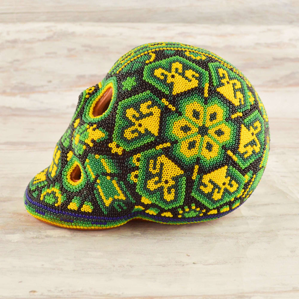 Skull Huichol Art - Alebrije Huichol Mexican Folk art magiamexica.com