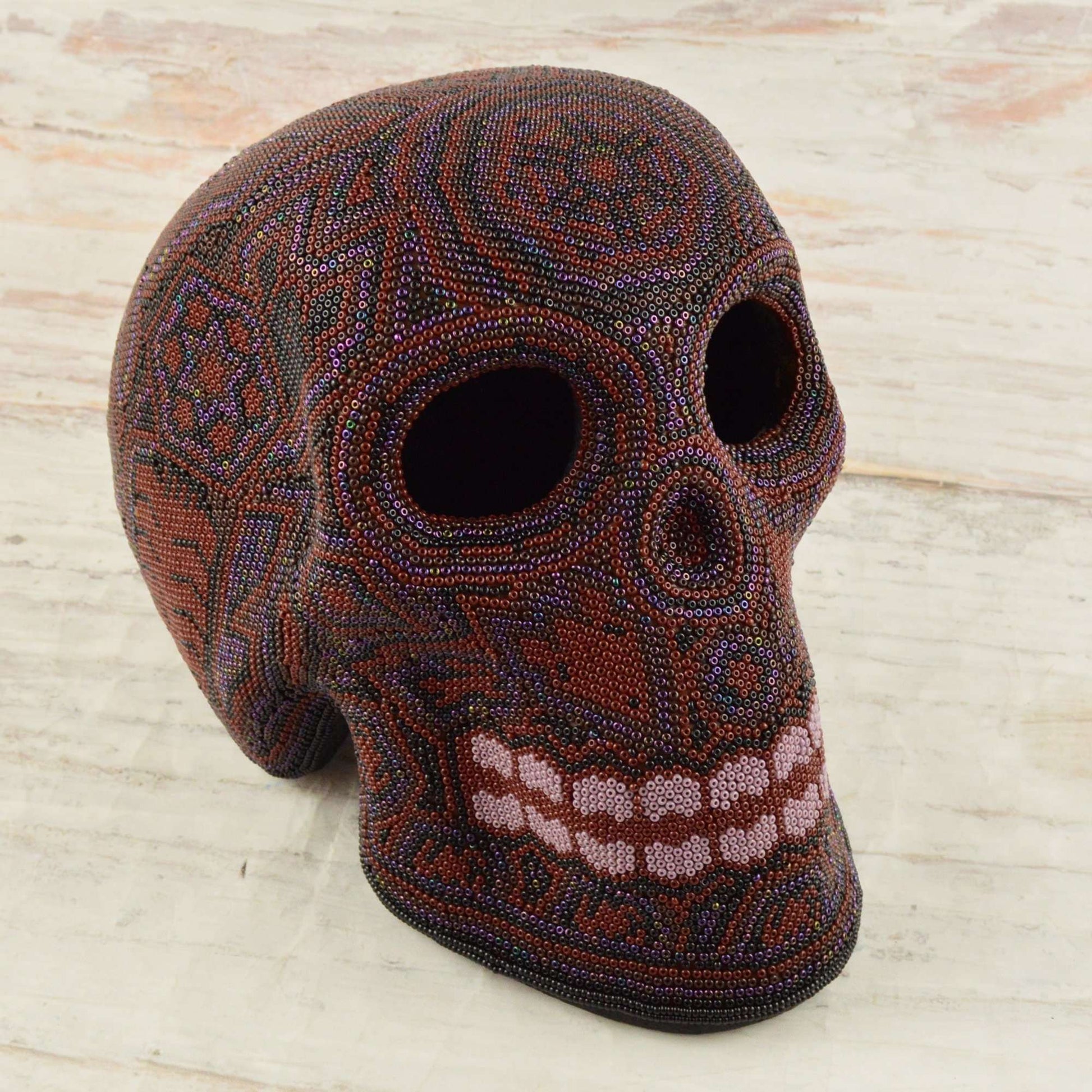 Skull Huichol Art - Alebrije Huichol Mexican Folk art magiamexica.com